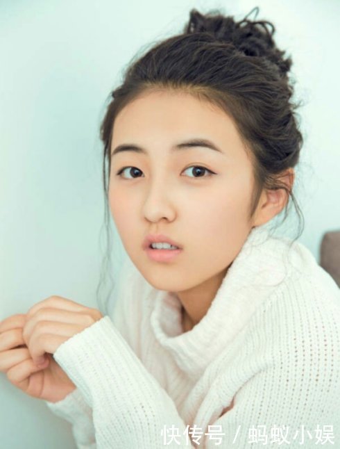 童星的辛酸!易烊千玺累到崩溃,张子枫忙拍戏几