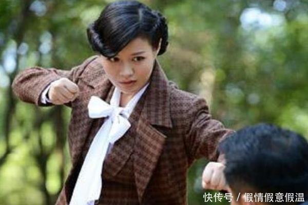 她34岁获得艺术硕士学位,结婚21年惨遭丈夫抛弃,今46岁美貌依旧 88必发官网登录