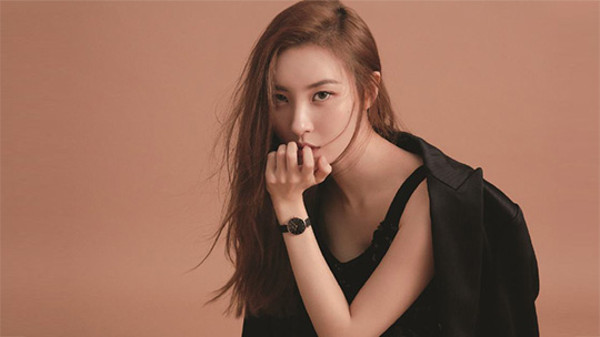 Oh My思密达 李宣美携新曲《Noir》回归
