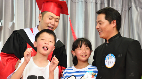 爸爸请回答 理科状元爸爸不会小学拼字题