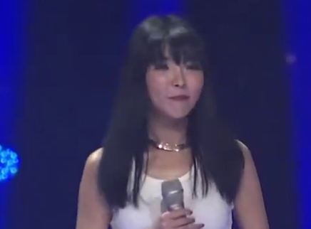 贝贝VS由美 好声音挑战高分贝