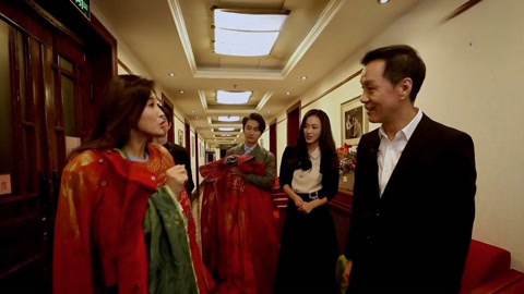 探班话剧《张居正》剧组 细品舞台幕后的匠心