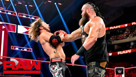 WWE RAW 2019 【RAW 08/19】AJ和人间怪兽上演最萌身高差