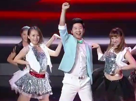 幸福来欢唱 2012 王乔演绎摇滚版《山路十八弯》