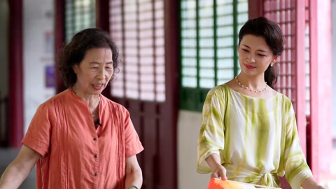 鼓伞罗纱舞珠城 感受蚌埠花鼓灯的魅力