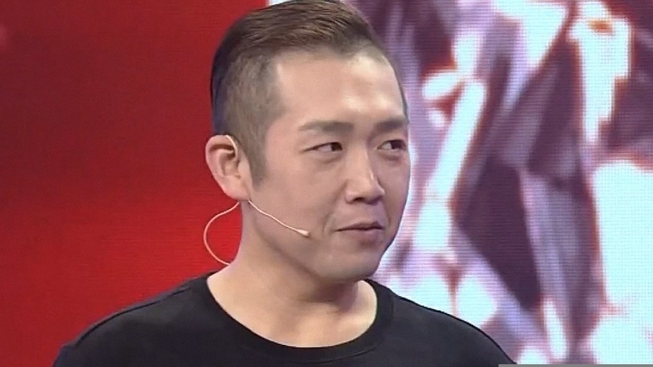 夫妻同心 收养脑瘫女孩