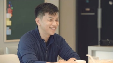 陪看版 观察团直呼闻到了恋爱的酸臭味