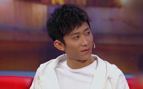 谁曾想爱情也是曲终人散