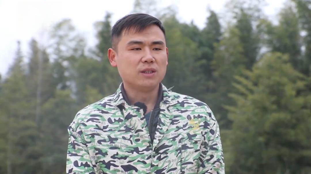 社会传真 履职尽责 一心为民