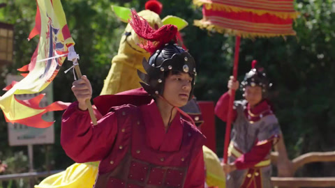 当封开五马巡城舞遇上伊朗雅尔达节