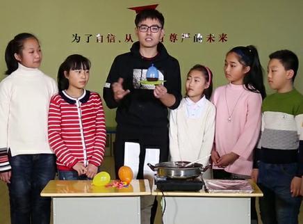 新闻大求真 如何自制巧克力杯？