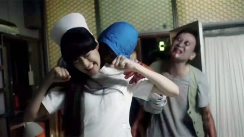 三炮笑工坊 美女会武术丧尸扛不住