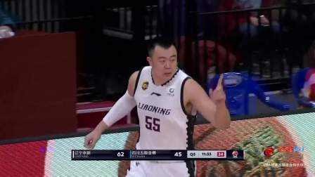 CBA 18/19赛季 辽宁VS四川第三节：郭艾伦连拿八分威震全场，巴斯一条龙暴扣惊呆观众席