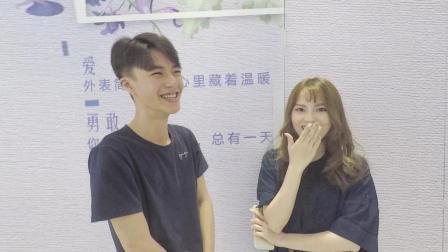 街头配对 羞涩男生遇上漂亮小姐姐 小奶狗属性暴露无遗