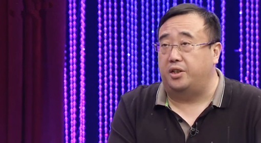 惊喜欢乐送 那威自嘲“脖子短”