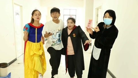 冬冬捡到乌龟，变得和乌龟一样行动缓慢，没想是“迟钝卡”捣乱