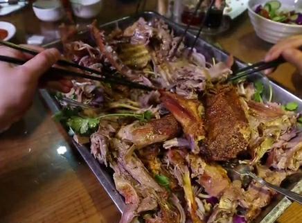 新闻大求真 烧烤中含有大量致癌物？