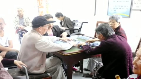 播报多看点 网络侵权须惩治 南京养老新模式
