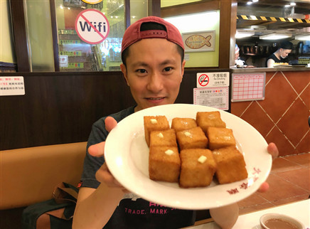 热门榜茶餐厅的爆红新品漏奶华