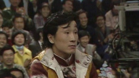 央视1987春晚 刘亚津小串场《卖鱼》 ，妙语连珠推销鱼