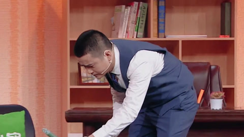 欢乐喜剧人老友季 孙建弘魔术震惊全场 崔大笨演酸式喜剧(二)