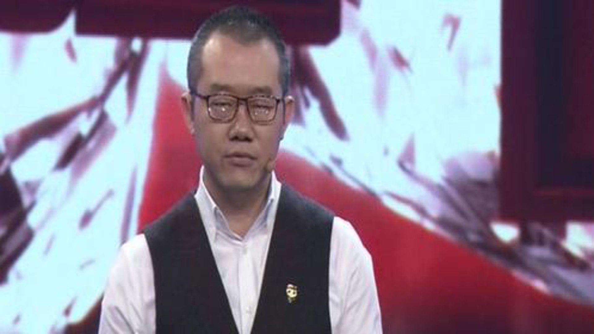 幸福来敲门【天津卫视】 希望能给自己的忠诚战友写本自传