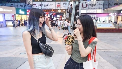 超级路人甲 情侣相处多久可以接吻？