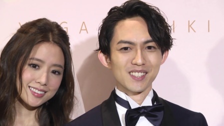 土豆娱乐快报 2018 2月 双宋世纪婚礼 安以轩十克拉婚戒＂一指＂完胜