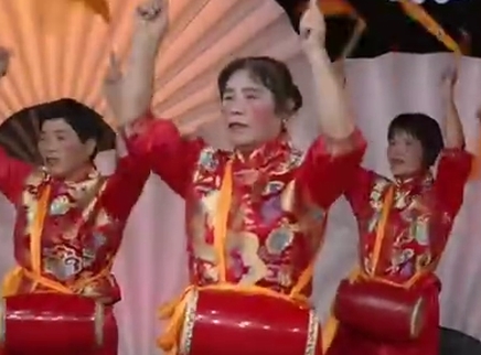321动起来 广场舞《开门红》