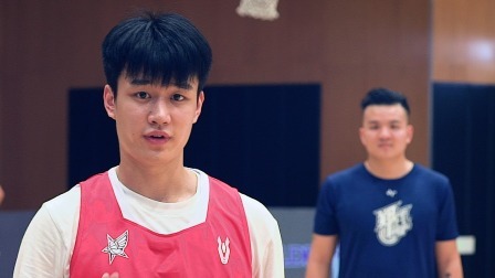 教你如何玩转挡拆配合，让得分更简单