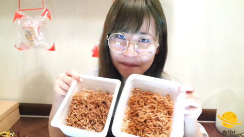 瘾食星球 层层惊喜的巧克力泡面