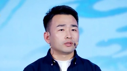 瓷器艺人各展所长，精雕细琢为捷克友人设计瓷礼