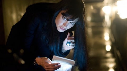 弹头军事 间谍一般有什么样的特征？