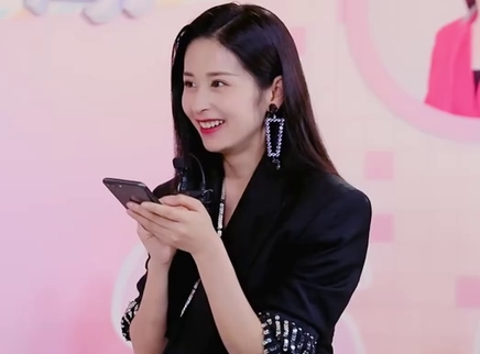 甜蜜的任务 颖儿宣布回归《妻子3》？