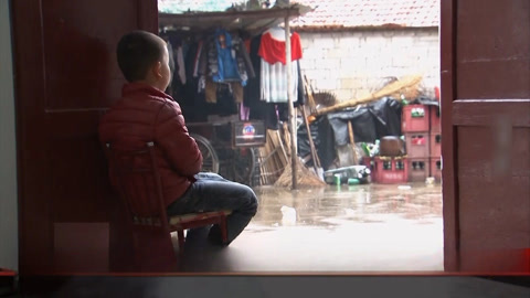 枪声，响起在33年前的夏夜