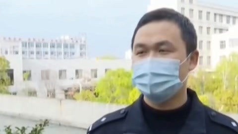 法治中国60分 毒贩驾车逃窜 拒捕撞伤民警