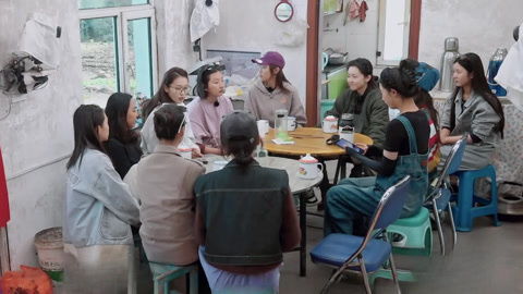 燃烧的月亮 第2期(二) 月亮们挠羊绒梅开四度 反差姐单手抓羊快出残影