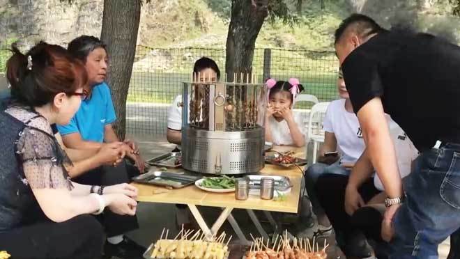 《我爱发明》 20210105 烧烤新方式
