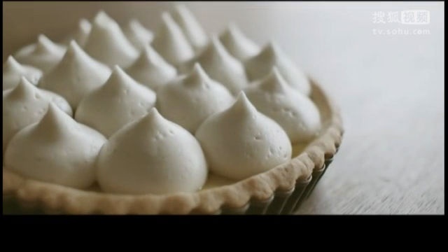 美&middot;食 白白胖胖的柠檬蛋白挞，这么可爱都不忍心下口吃了