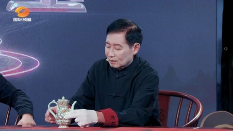 珍宝里的中国传统色