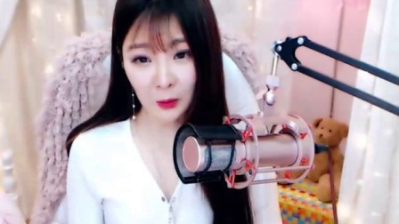 美女直播 第一季 waiter？男的身上有奶香味？美女主播最会调侃
