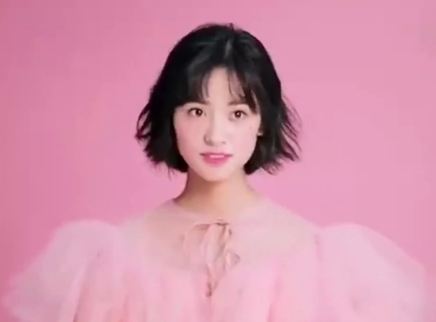 LOVELYyue-沈月个站 沈月少女系公主粉封面拍摄花絮