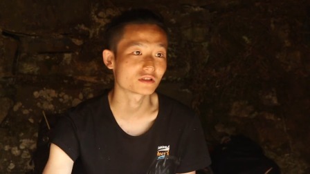 极限生存&middot;遗弃的村落 白队决裂内部矛盾激化 队长独自承担违规责任另立门户