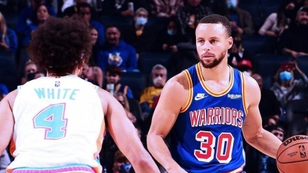 2021-2022赛季NBA集锦 NBA-怀特25分  库里27+8 马刺拒绝逆转掀翻勇士