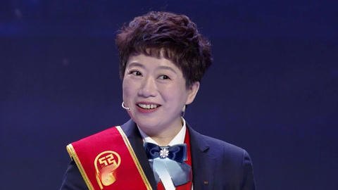 高手云吉 朱美玲小窗口坚守28年 追踪犬亮星工作卖萌两不误