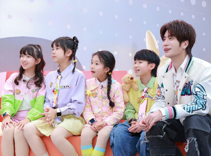 加更版：三大班级默契游戏比拼