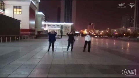 广场舞 广场舞精选:《穿上袜子》