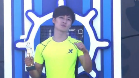 男选手1分15秒闯关破纪录夺冠