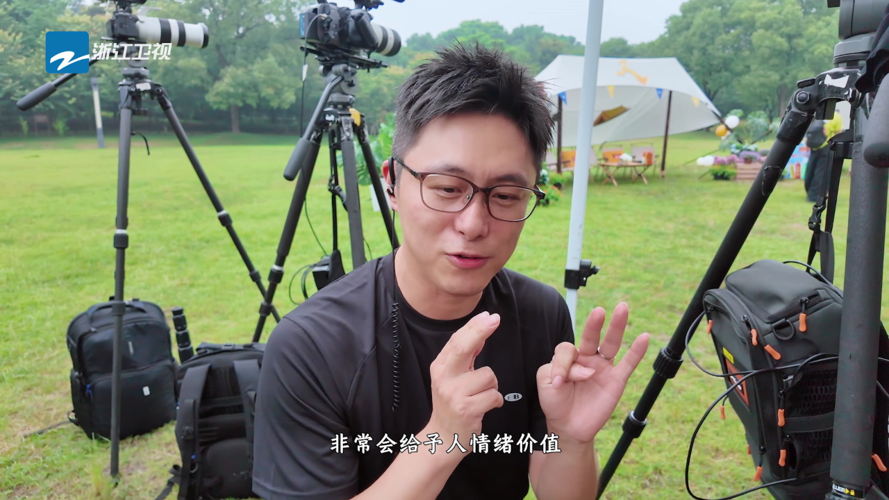 奔跑吧 第10季 第12期特别加更：节目组大哥开启夸夸模式