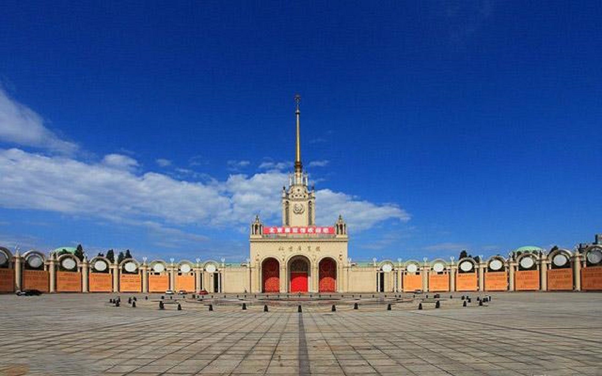 列宁格勒海军大厦竟然和中国还有渊源？
